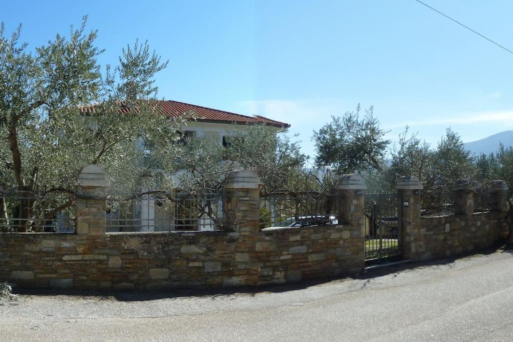Villa Liana Sourpi Extérieur photo
